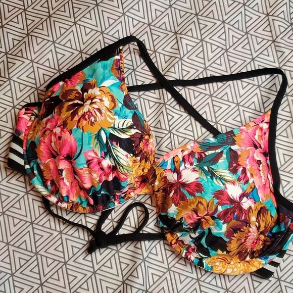 Body Glove Swim Body Glove Dddfcup Bright Floral Print With Black